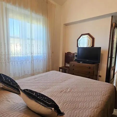 Casa Bianca בית נופש וילאפוצו