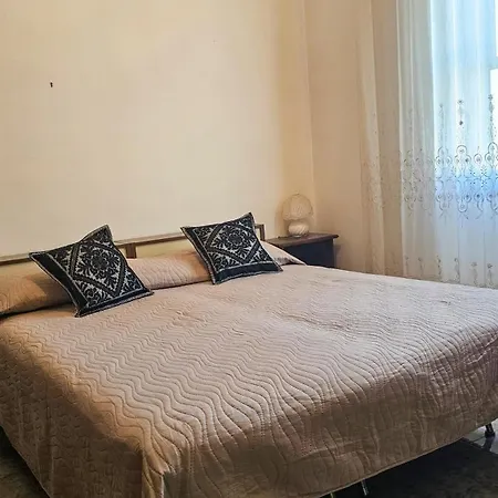 Semesterbostad Casa Bianca